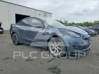 2023 Tesla Model Y фото