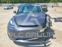 2023 Tesla Model Y фото