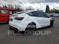 2023 Tesla Model Y фото