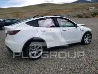 2023 Tesla Model Y фото