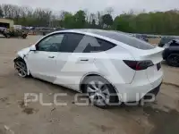 2023 Tesla Model Y фото