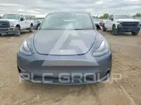 2023 Tesla Model Y фото