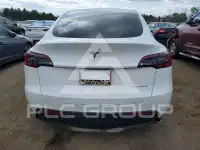 2023 Tesla Model Y фото