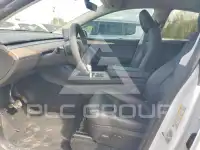 2023 Tesla Model Y фото