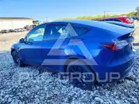 2023 Tesla Model Y фото
