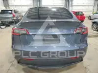 2023 Tesla Model Y фото