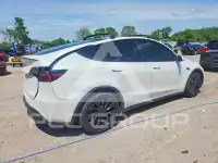 2023 Tesla Model Y фото