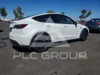 2023 Tesla Model Y фото