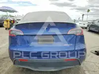 2023 Tesla Model Y фото