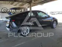 2023 Tesla Model Y фото