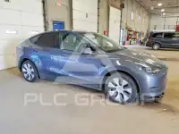 2023 Tesla Model Y фото