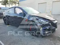 2023 Tesla Model Y фото