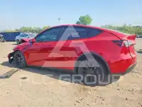2023 Tesla Model Y фото