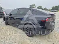 2023 Tesla Model X photo