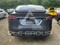 2023 Tesla Model X фото