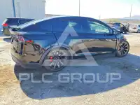 2023 Tesla Model X фото