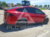 2023 Tesla Model X фото