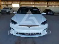 2023 Tesla Model X фото