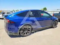 2023 Tesla Model X фото