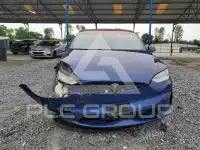 2023 Tesla Model X фото