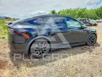 2023 Tesla Model X фото