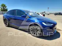 2023 Tesla Model X фото