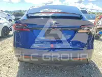 2023 Tesla Model X photo