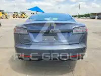 2023 Tesla Model S фото