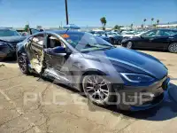 2023 Tesla Model S фото