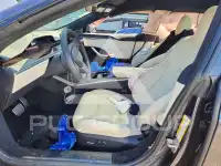 2023 Tesla Model S фото