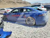 2023 Tesla Model S фото