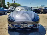 2023 Tesla Model S фото