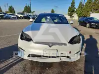2023 Tesla Model S фото