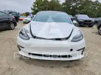 2023 Tesla Model 3 фото
