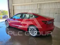 2023 Tesla Model 3 фото