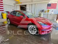 2023 Tesla Model 3 фото