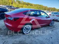 2023 Tesla Model 3 фото