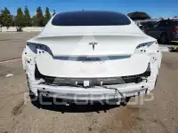 2023 Tesla Model 3 фото