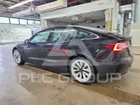 2023 Tesla Model 3 фото