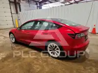 2023 Tesla Model 3 фото