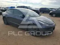 2023 Tesla Model 3 фото