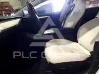 2023 Tesla Model 3 фото