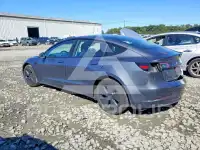 2023 Tesla Model 3 фото