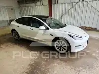 2023 Tesla Model 3 photo