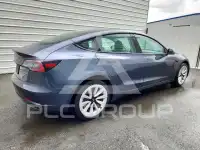 2023 Tesla Model 3 фото