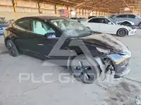 2023 Tesla Model 3 фото