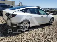 2023 Tesla Model 3 photo