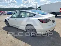 2023 Tesla Model 3 фото