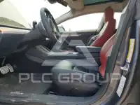 2023 Tesla Model 3 фото