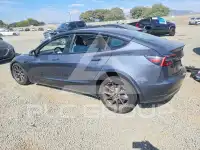 2023 Tesla Model 3 фото